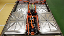 The average lithium-ion EV battery has a lifespan of 15-20 years. Image: Akio Kon/Bloomberg